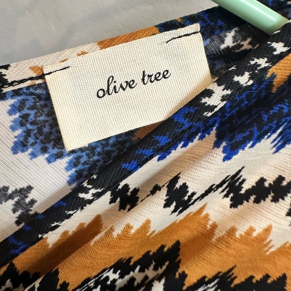 Olive Tree Multi Color Flattering Pattern Dress - Picture 2 of 6